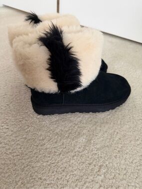 Black Suede UGG Ivory Sheepskin Cuffed Mid Calf Boots US 9